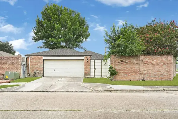 8302 Country Wind Lane, Houston, TX 77040