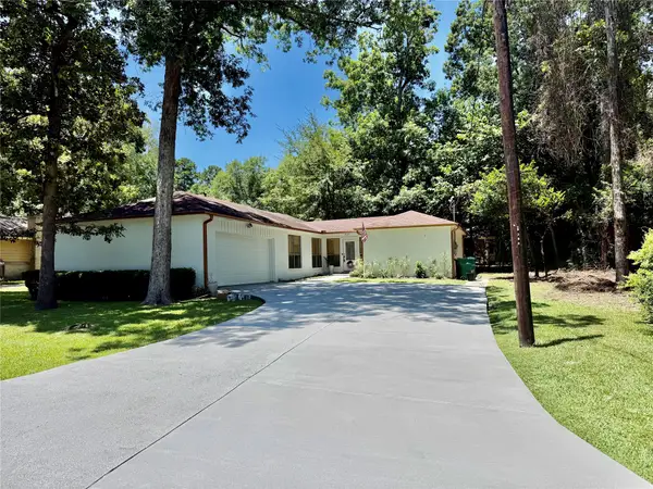 167 N Thunderbird Drive, Conroe, TX 77304