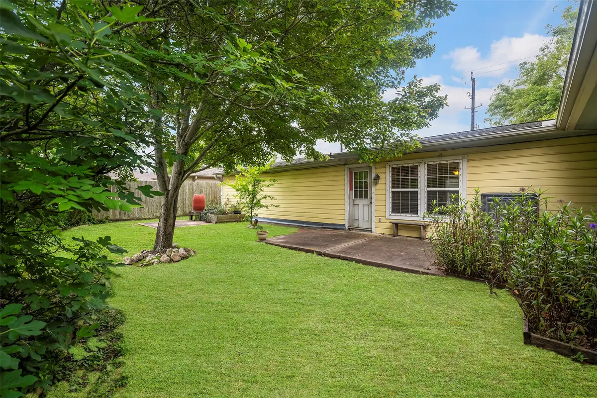 127 Marlin Avenue, Galveston, TX 77550 - #1