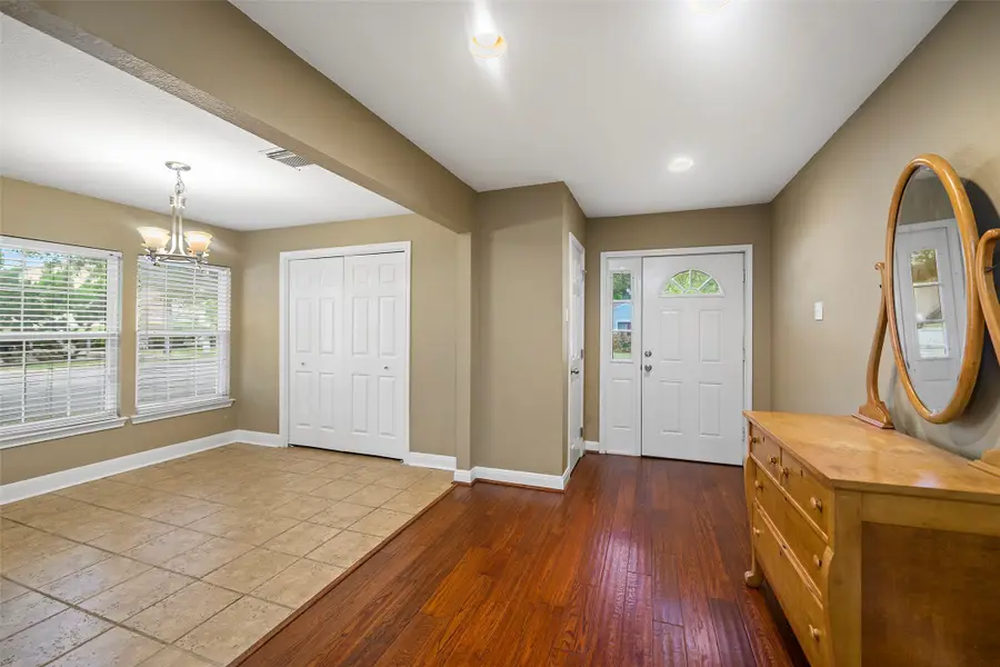 127 Marlin Avenue, Galveston, TX 77550 - #3