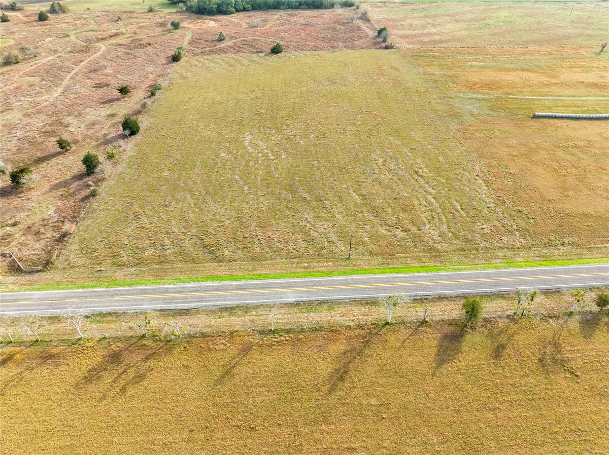 615 Fm 615, Schulenburg, TX 78956 - Image #1