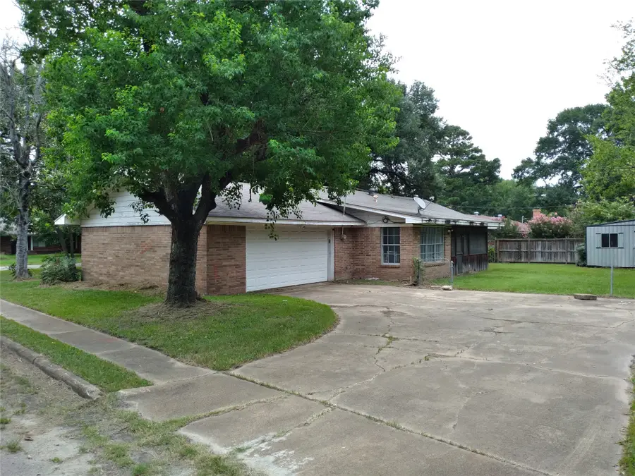 1301 Plantation Drive, Crockett, TX 75835 - Image #2