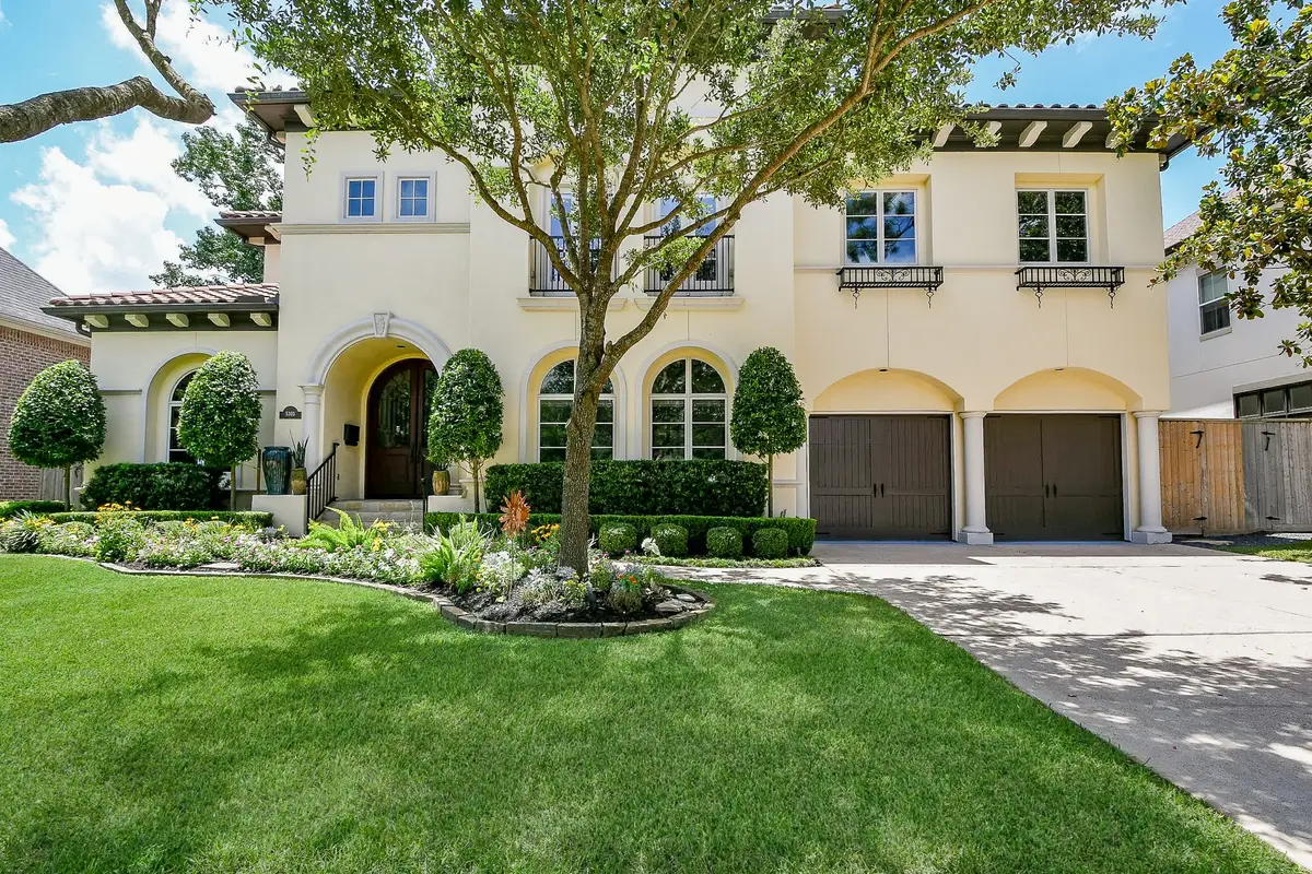 5303 Pocahontas Street, Bellaire, TX 77401 - Image #1