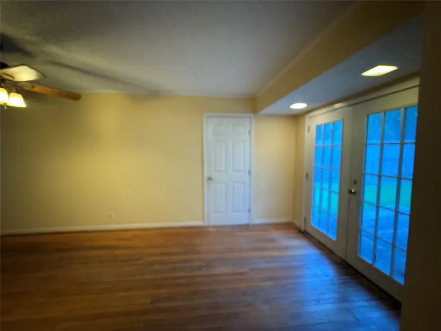 4710 Glenmont Street, Bellaire, TX 77401 - Image #3