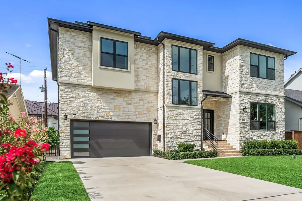2046 Macarthur Street, Houston, TX 77030 - #1
