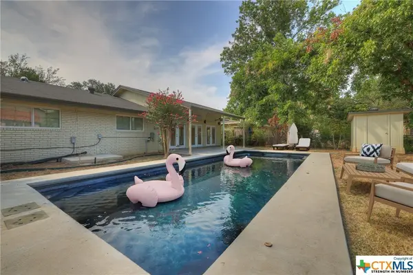 911 Mulberry Avenue, New Braunfels, TX 78130