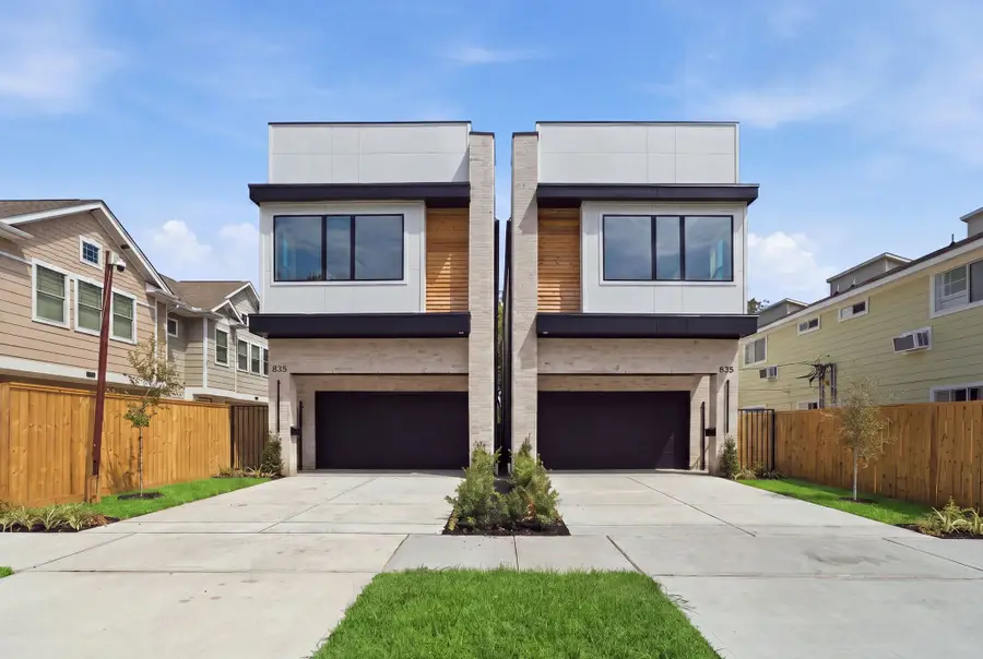 833 W 25th Street, Houston, TX 77008 - #2