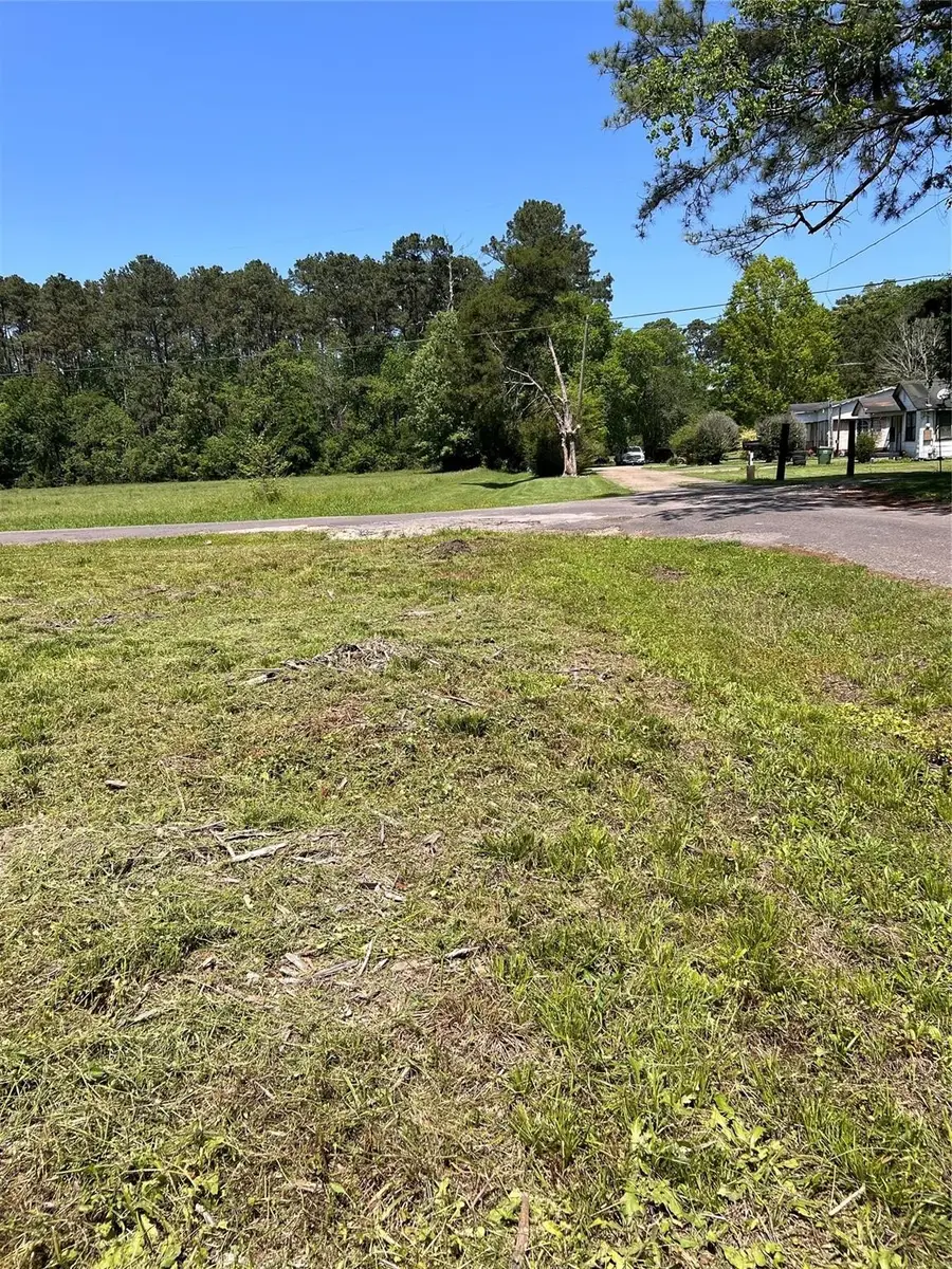 132 Paul Avenue, Dayton, TX 77535 - Image #2