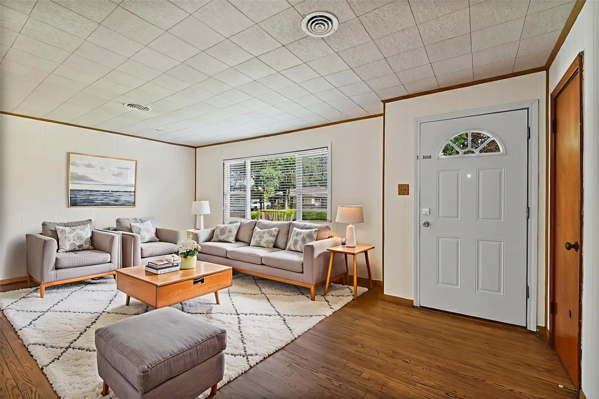 5532 Meadow Creek Lane, Houston, TX 77017 - Image #1