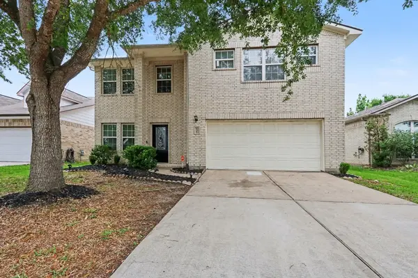 2705 Golden Creek Lane, Pearland, TX 77584