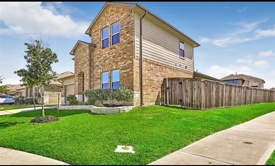 3902 Country Club Drive, Baytown, TX 77521 - #2