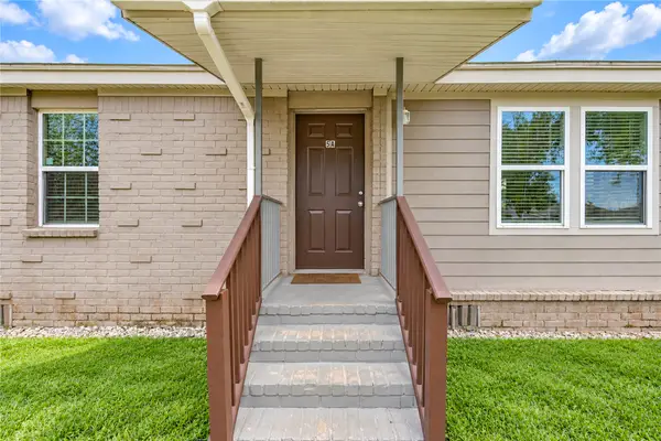 5 Carol Court #B, Brookshire, TX 77423