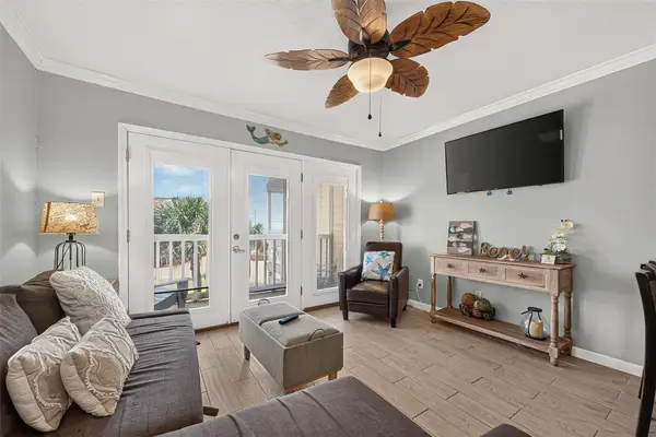 6300 Seawall Boulevard #9203, Galveston, TX 77551