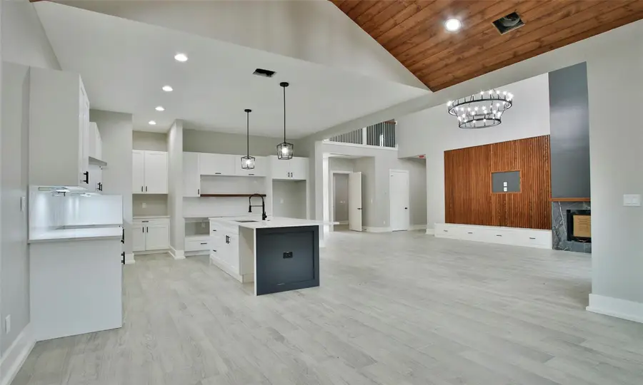 69 Wick Willow Road, Montgomery, TX 77356 - Image #2