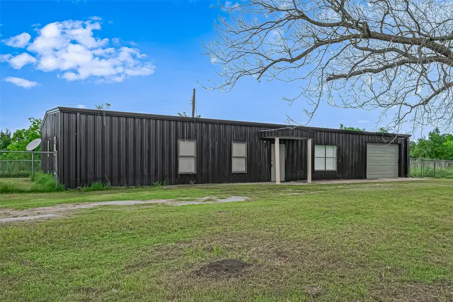 8017 Colorado Street, Wharton, TX 77488 - Image #2