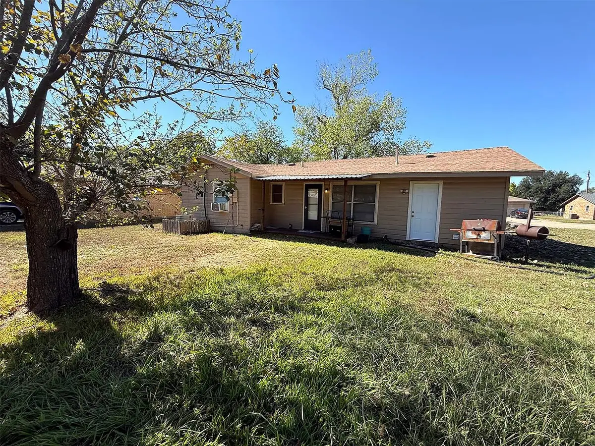 515 S Llano Street, Whitney, TX 76692 - #1