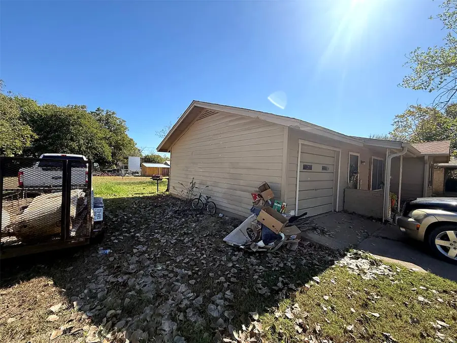 515 S Llano Street, Whitney, TX 76692 - #3