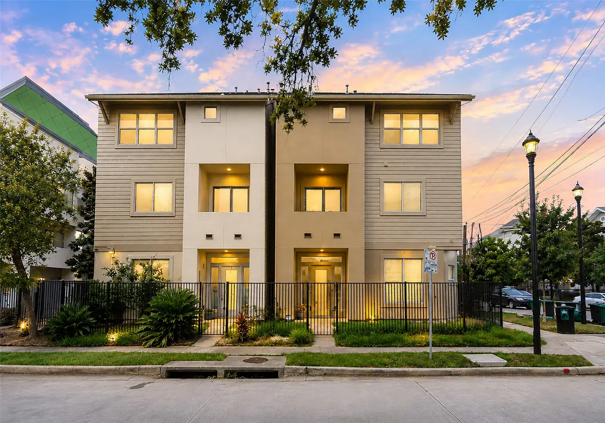 3010 Caroline Street, Houston, TX 77004 - #1