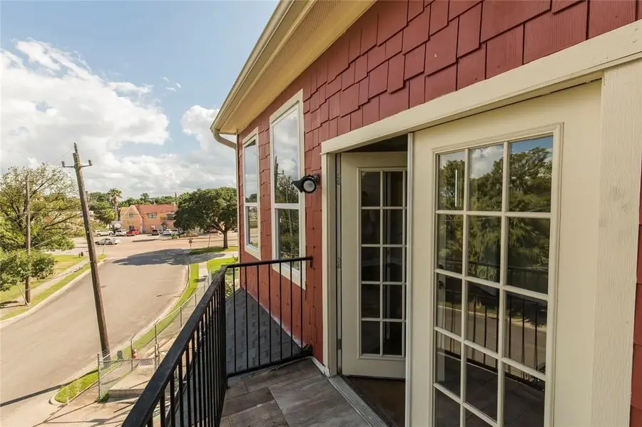 1424 Eddington Street, Houston, TX 77023 - Image #3