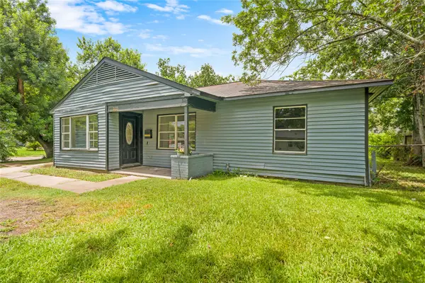 6003 Westover Street, Houston, TX 77033