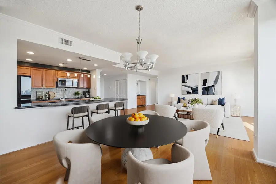 49 Briar Hollow Lane #1704, Houston, TX 77027 - Image #2