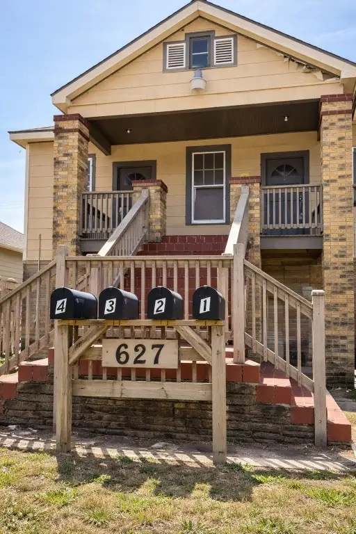 627 Sealy Avenue, Galveston, TX 77550 - #2