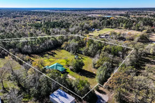 15 Davis Lane, Huntsville, TX 77340