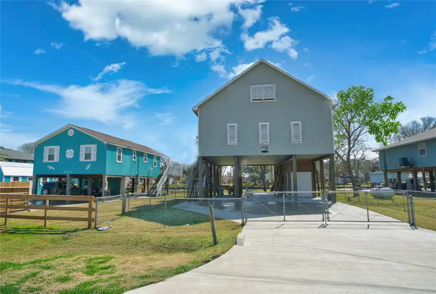 2569 County Road 291, Sargent, TX 77414 - #3