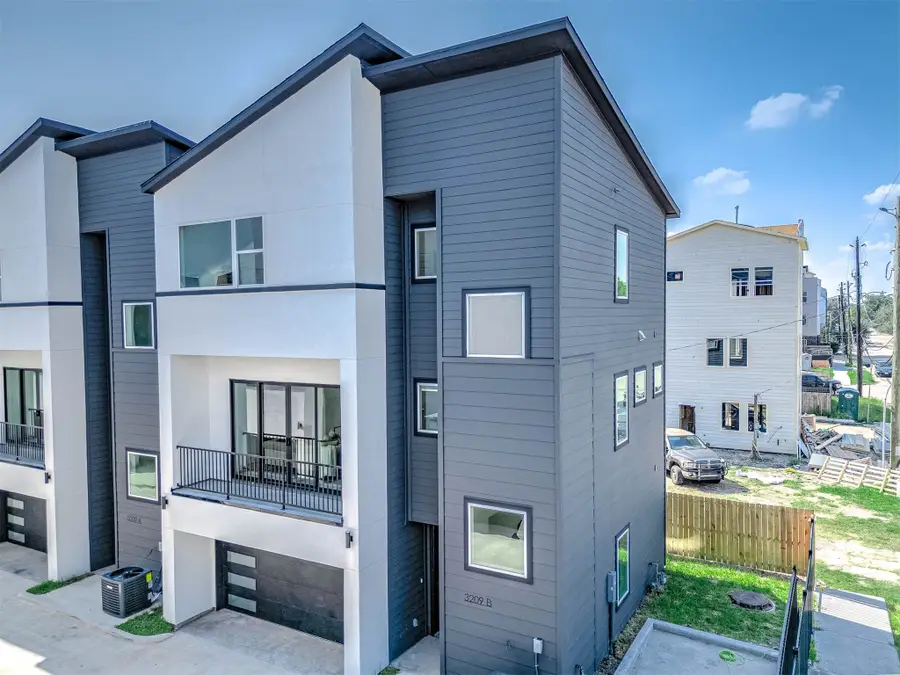 3207 St Emanuel Street #A, Houston, TX 77004 - #3