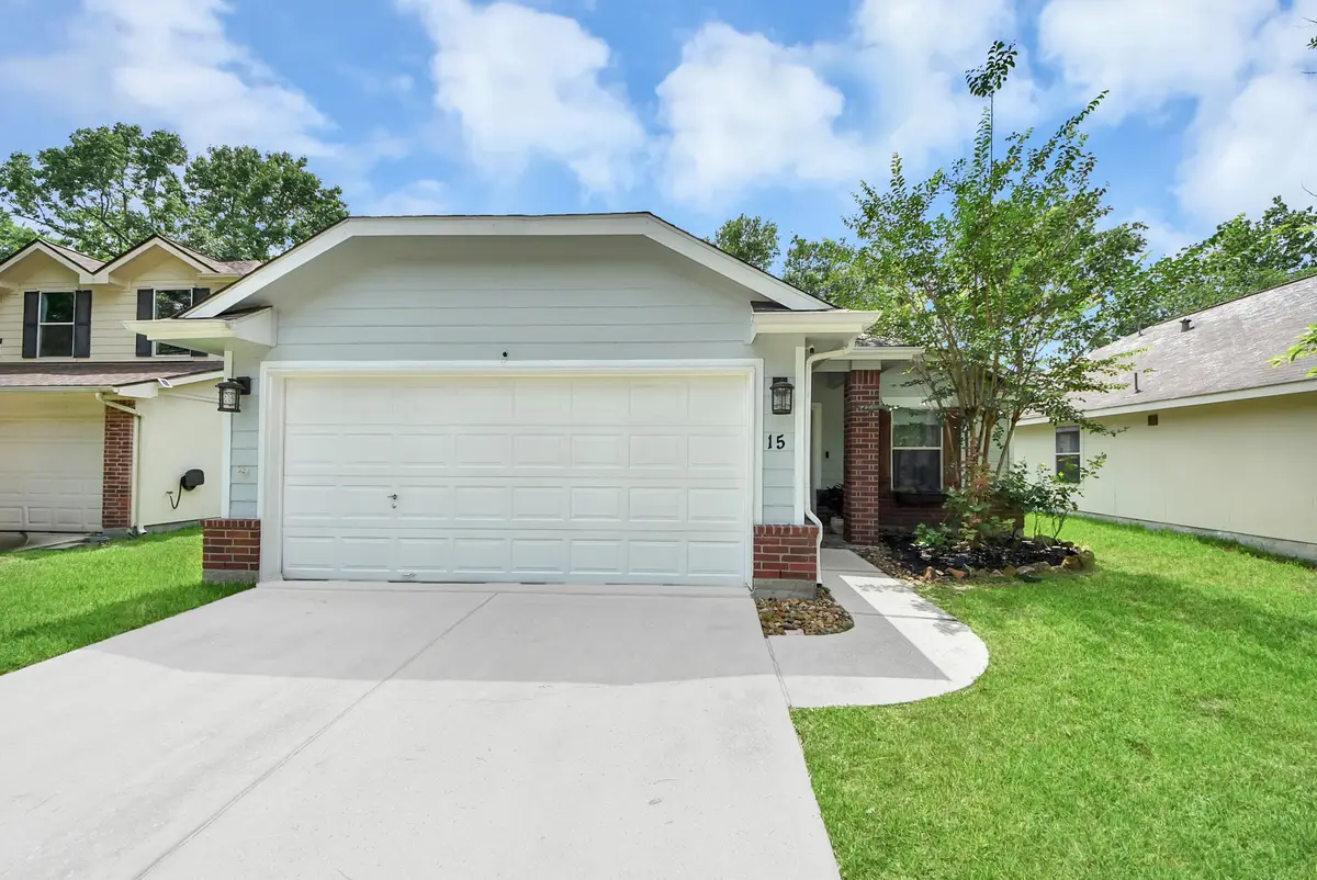 15 Bark Bend Place, The Woodlands, TX 77385 - #1