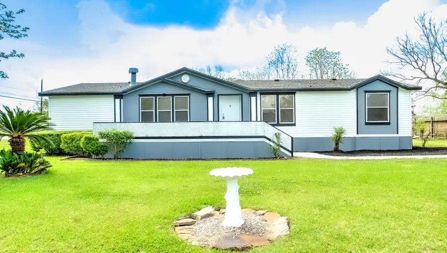 2516 Loch Lomond Street, Highlands, TX 77562 - #2