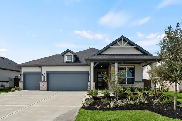 604 Golden Aster Boulevard, Waller, TX 77484