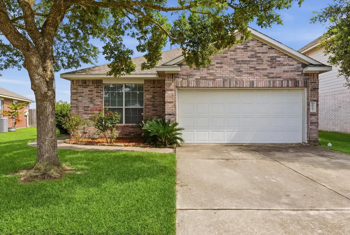 10707 Mocker Nut Street, Baytown, TX 77523 - #1