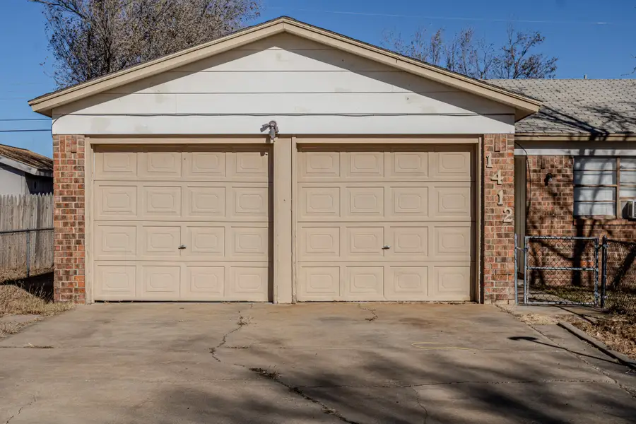 1412 W 25th Street, Plainview, TX 79072 - Image #2