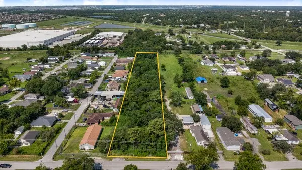 7503 Harrison Street, Baytown, TX 77521