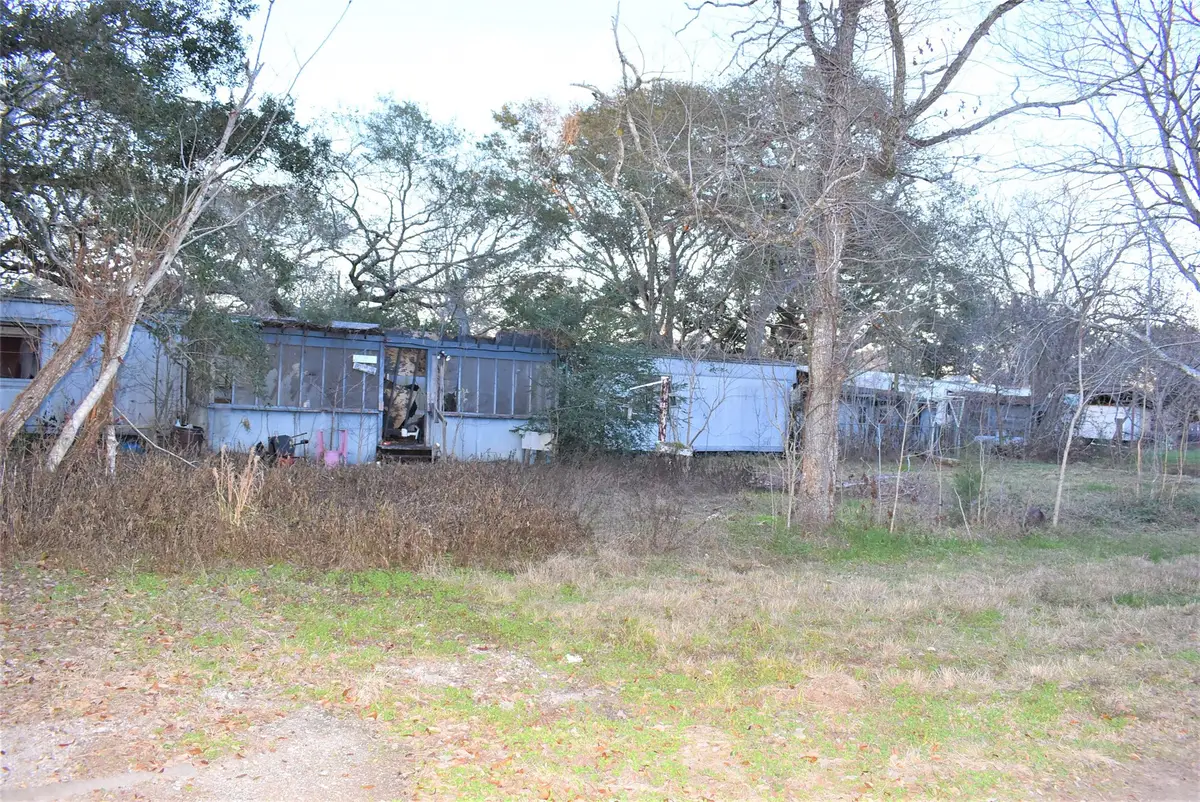 12 Guinevere Drive N, Sargent, TX 77414 - Image #1