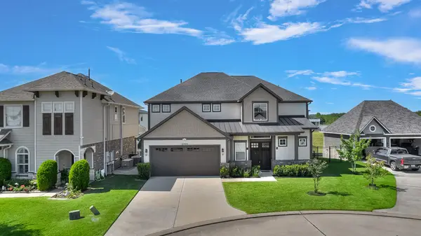 10700 S Lake Mist Lane, Willis, TX 77318
