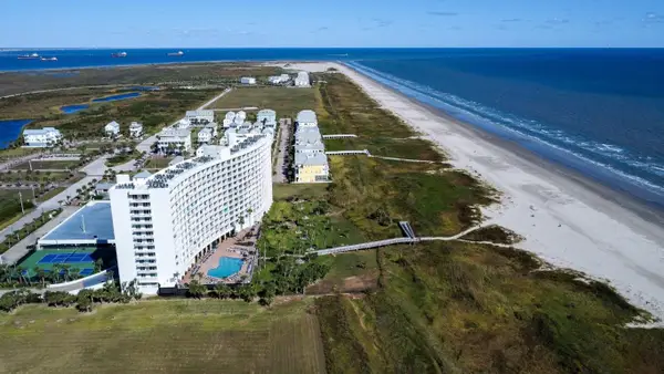 1401 E Beach Drive #505, Galveston, TX 77550