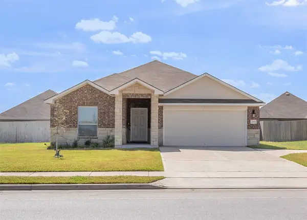 2001 Rock Ridge Avenue, Bryan, TX 77807