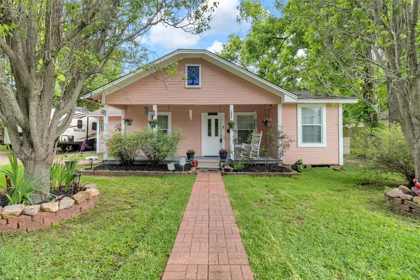 120 Willow Street, Humble, TX 77338