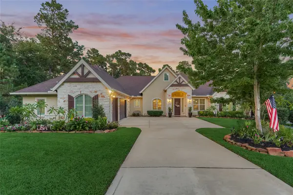 10 Westlyn Lane, Montgomery, TX 77356
