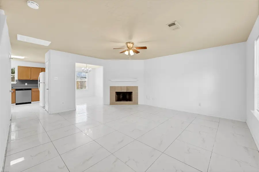 10407 Hamlet Vale Court, Houston, TX 77070 - Image #2
