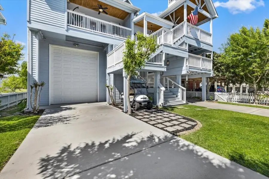 126 E Shore Drive, Clear Lake Shores, TX 77565 - #2