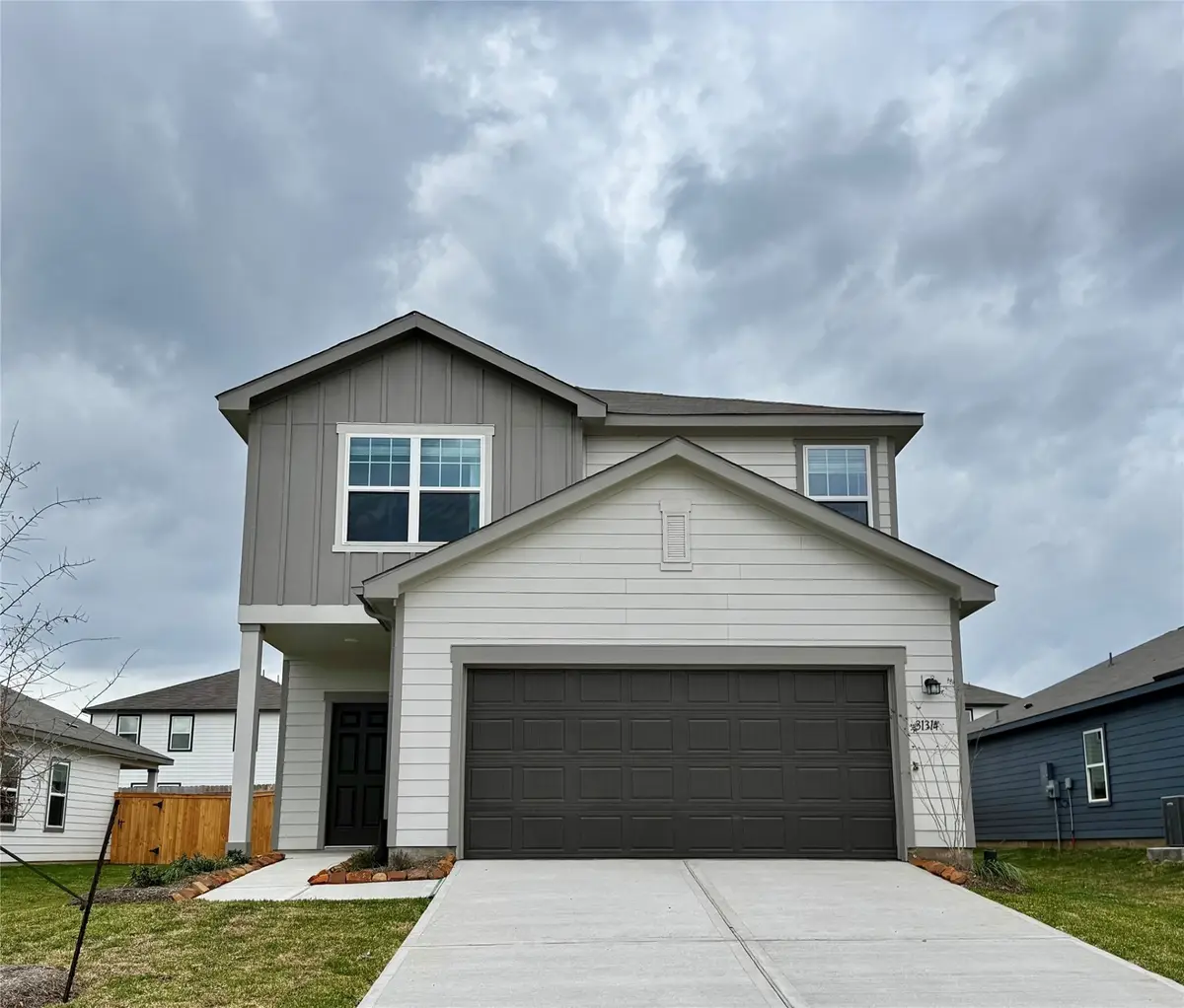 31314 Gayle Prairie Oaks Street, Waller, TX 77484 - Image #1