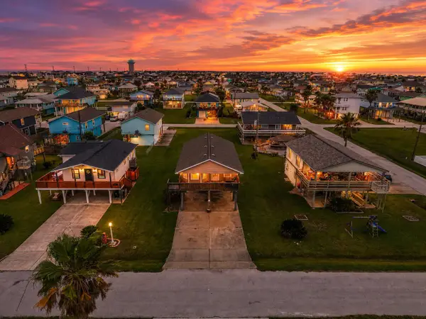 4122 Kent Drive, Galveston, TX 77554