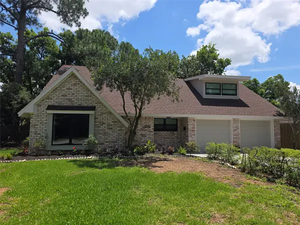 2506 Swan Court, Houston, TX 77058