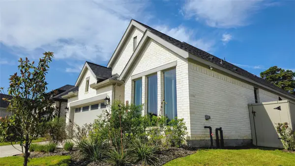 202 Ancient Murrelet Court, Magnolia, TX 77354