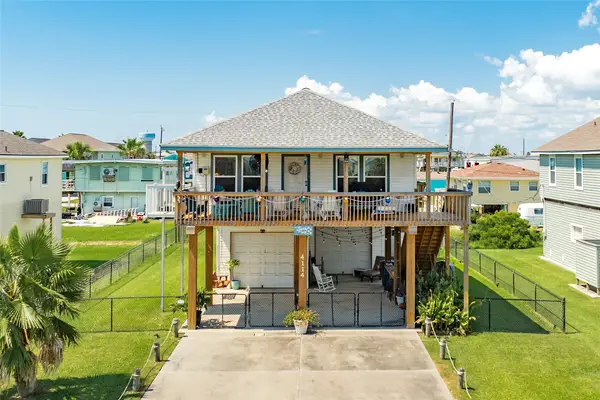 4114 Navarro Drive, Galveston, TX 77554