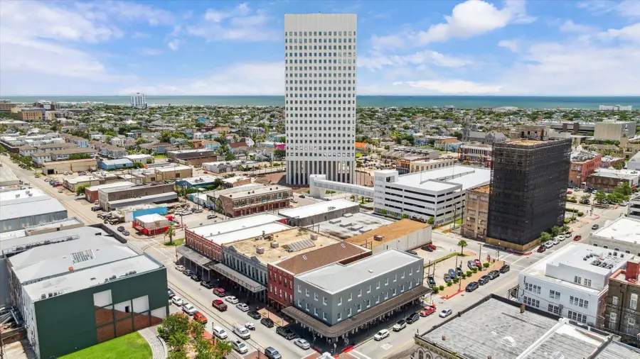 2021 Strand, Galveston, TX 77550 - Image #3