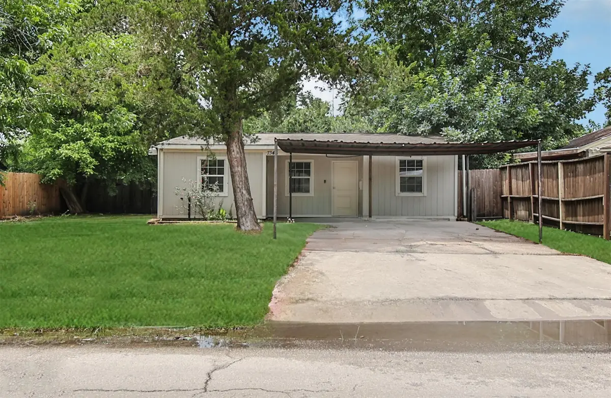 7346 Calais Road, Houston, TX 77033 - Image #1